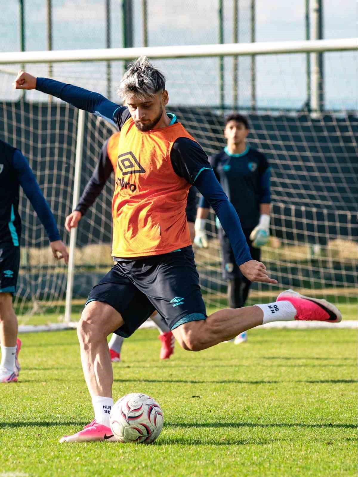 Erzurumspor FK, Konyaspor mesaisini sürdürdü