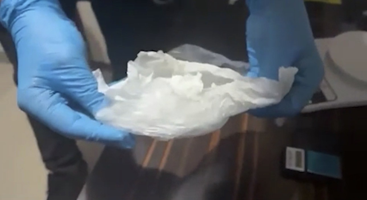 Bursa’da uyuşturucu operasyonu: 1 kilo 210 gram metamfetamin ele geçirildi