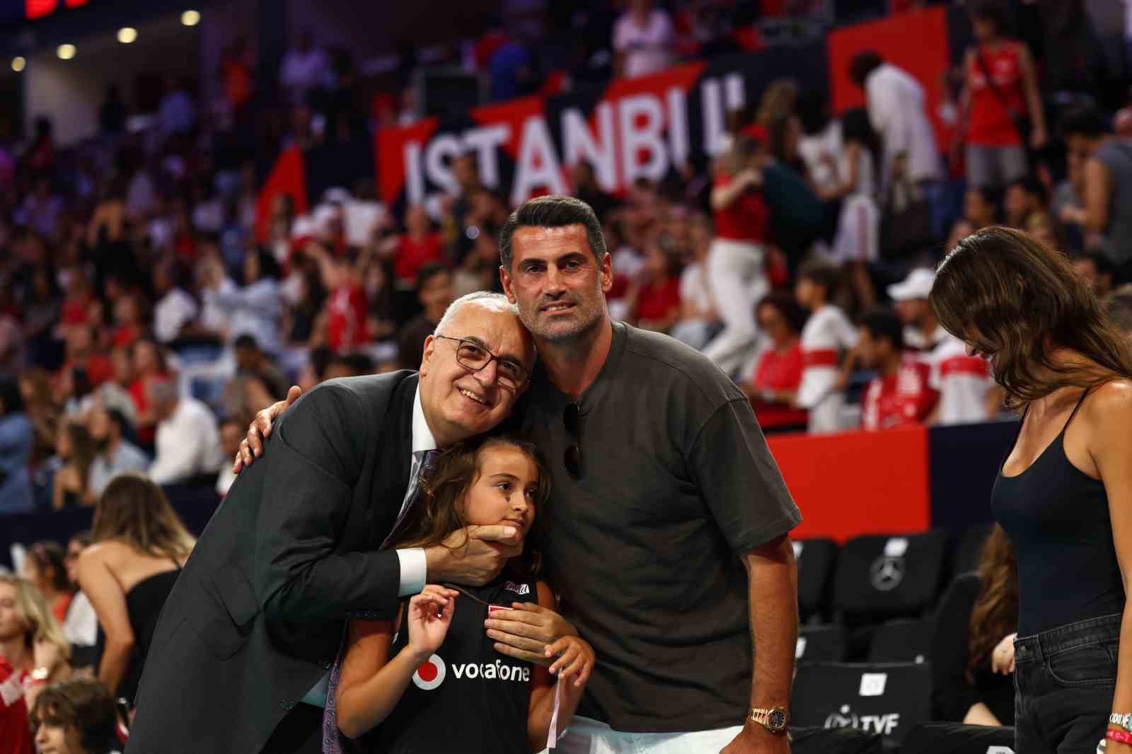 Milliler, CEV Avrupa Şampiyonası’nda çeyrek finale yükseldi