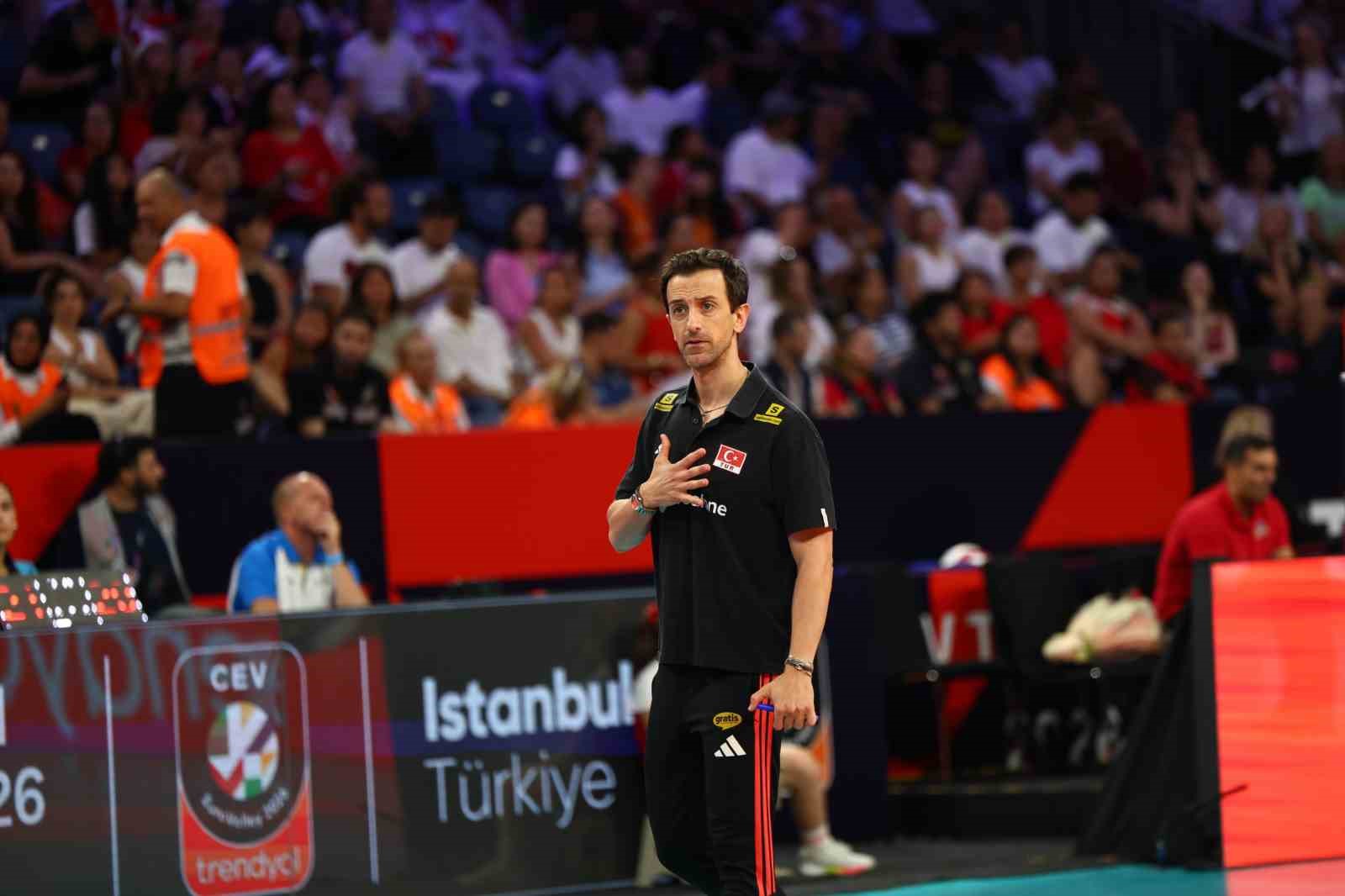 Milliler, CEV Avrupa Şampiyonası’nda çeyrek finale yükseldi
