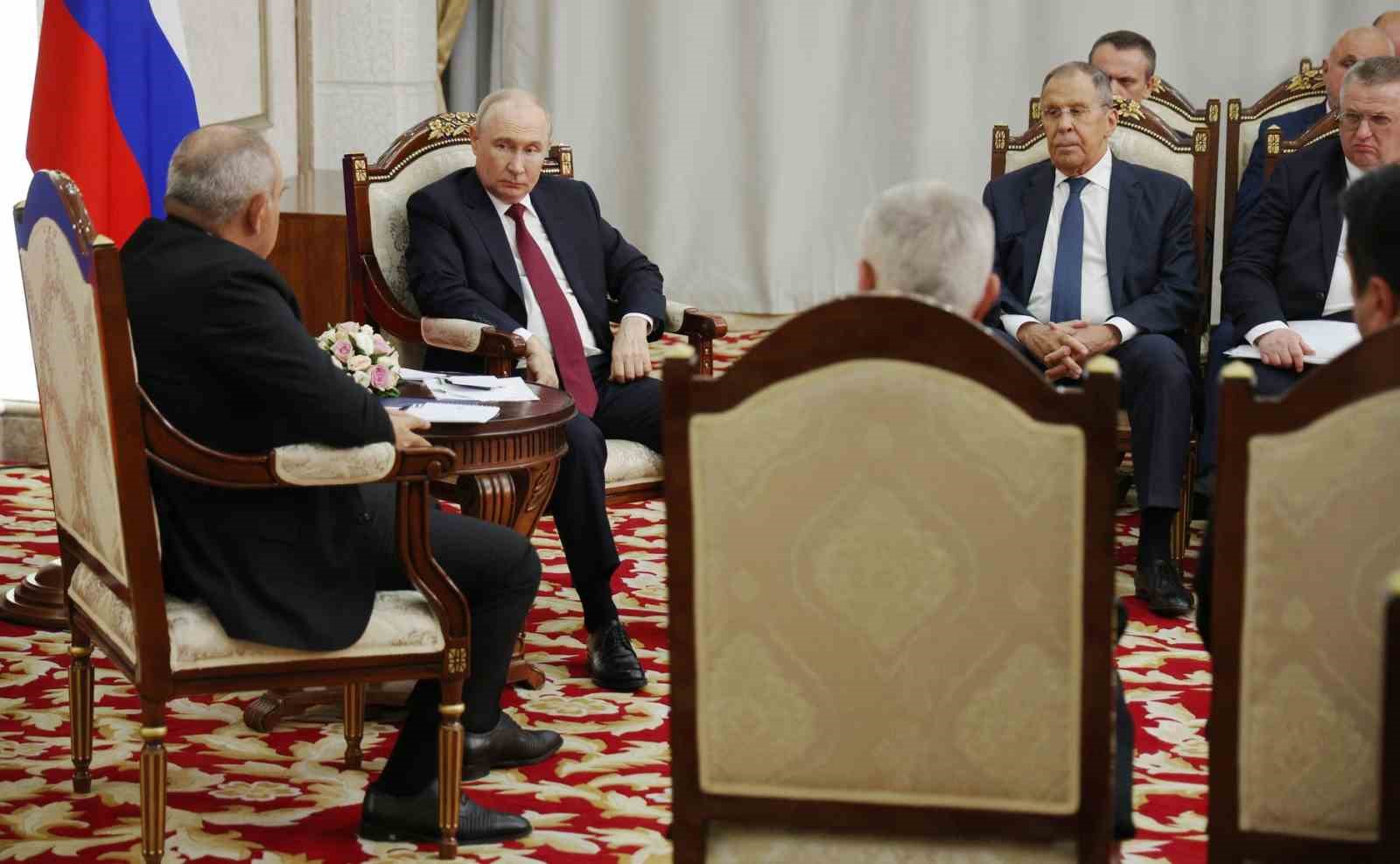 Putin’den Paşinyan’a: "(AB’ye katılma süreci) Bu kararı mümkün olan en kısa sürede verin"