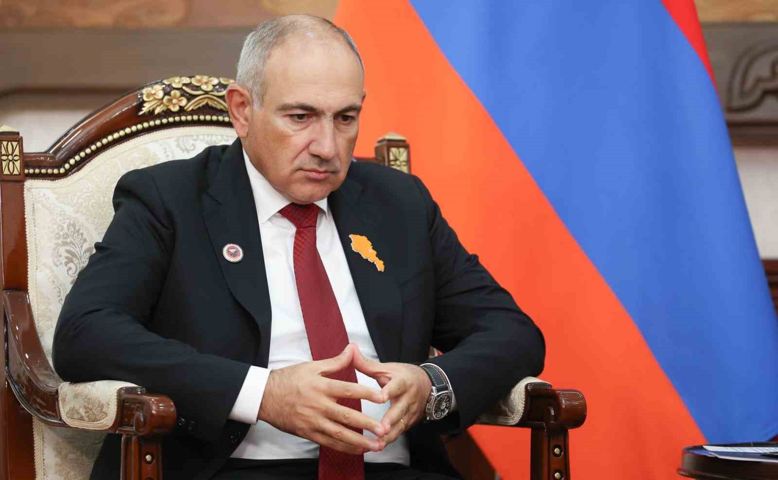Putin’den Paşinyan’a: "(AB’ye katılma süreci) Bu kararı mümkün olan en kısa sürede verin"