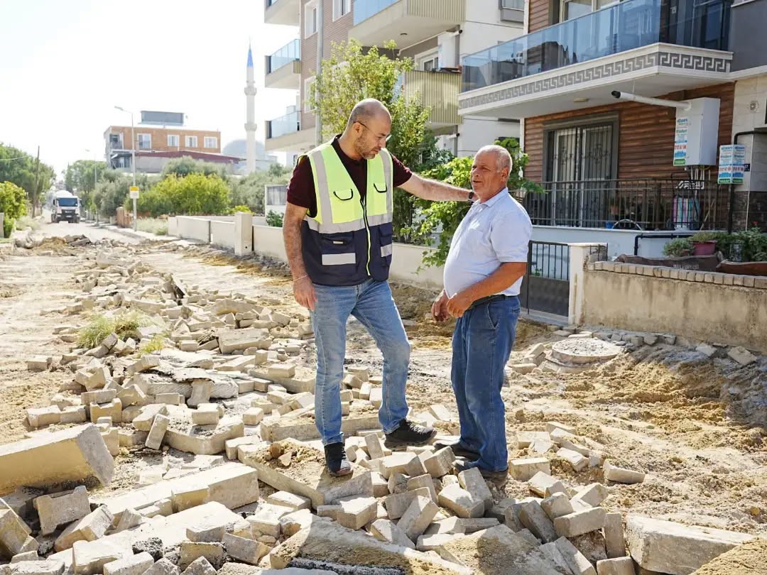 Başkan Zencirci, Germencik’te yol çalışmalarını inceledi