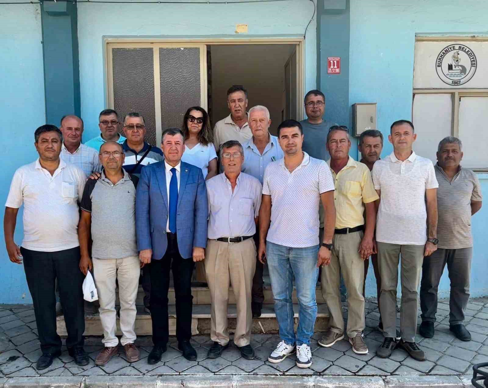 Burhaniye’de muhtarlar toplantısı yapıldı