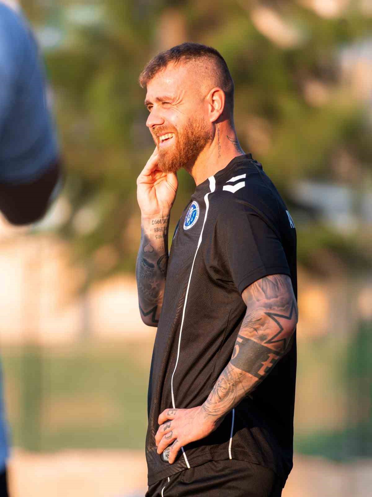 Aydın Büyükşehir Belediyespor, ilk antrenmanını gerçekleştirdi