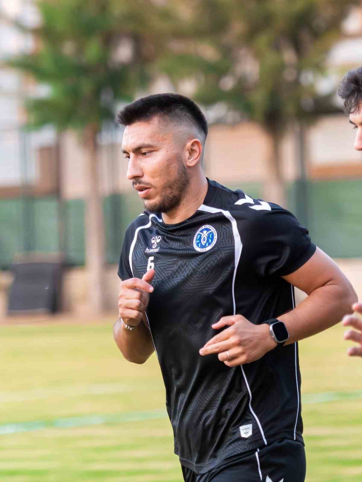 Aydın Büyükşehir Belediyespor, ilk antrenmanını gerçekleştirdi