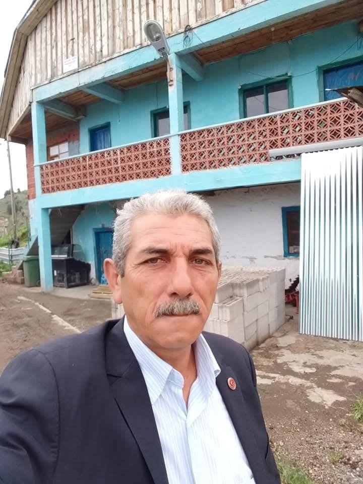 Artvin’de trafik kazası: Köy muhtarı hayatını kaybetti