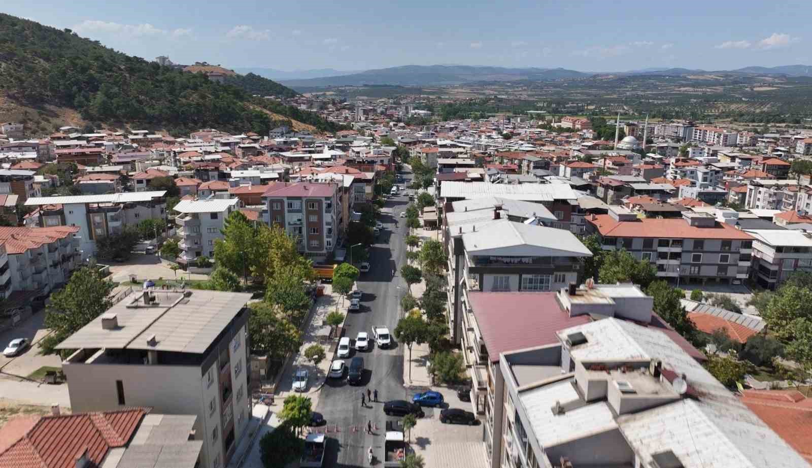 Başkan Dutlulu Soma ve Akhisar’da yatırımları inceledi