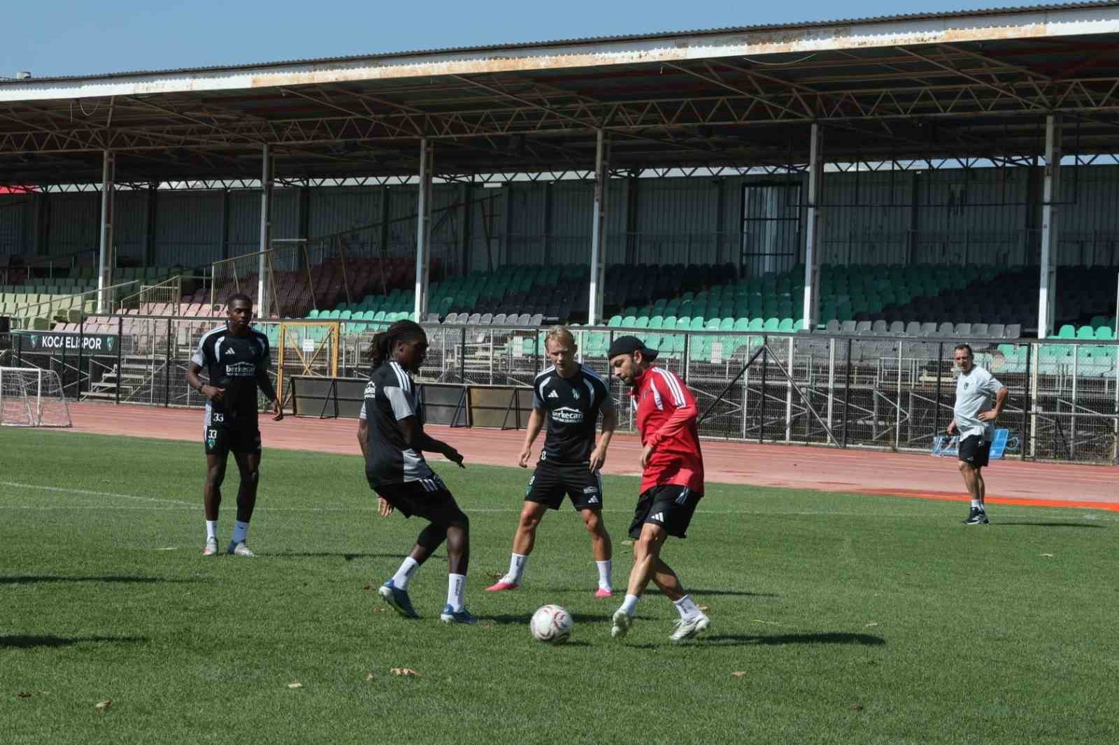 Selçuk İnan: "Doğru oyuncuları getirdiğimizi düşünüyoruz"