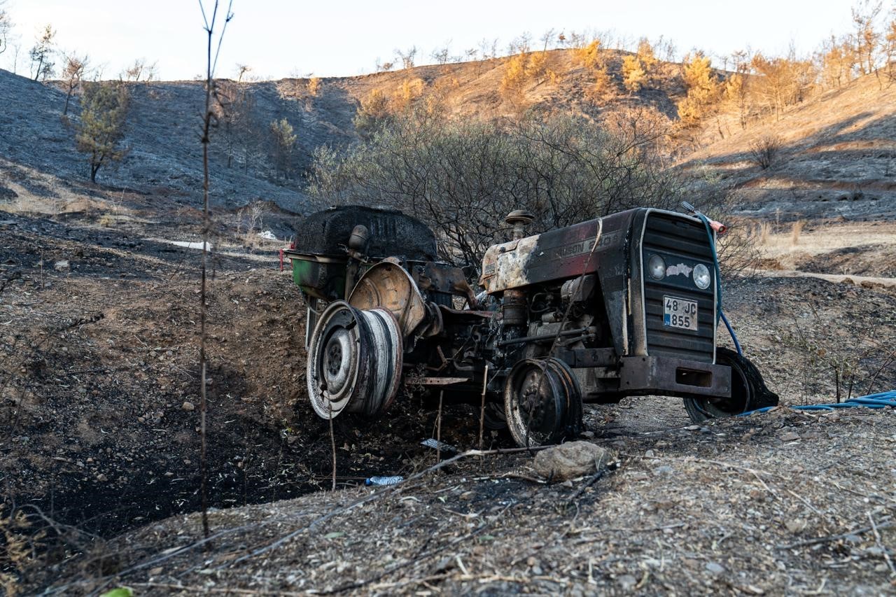 Yangın, geride izleri yıllarca silinmeyecek acı bir manzara bıraktı