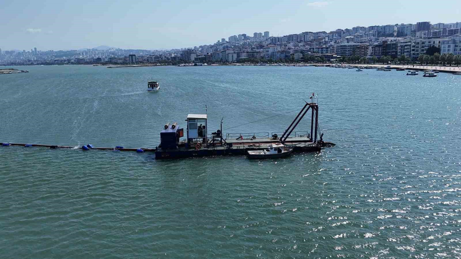 Kurupelit Yat Limanı’ndaki yosunlaşma ve koku problemine çözüm