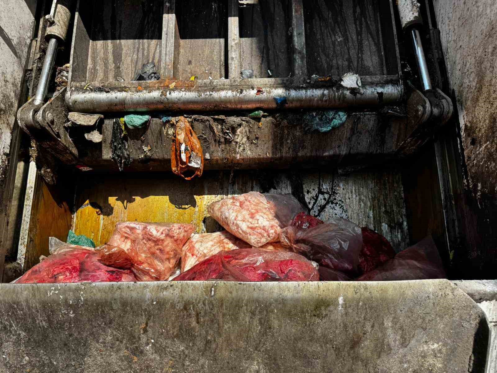 Gaziantep’te 500 kilo bozuk ciğer ve et ürünü ele geçirildi