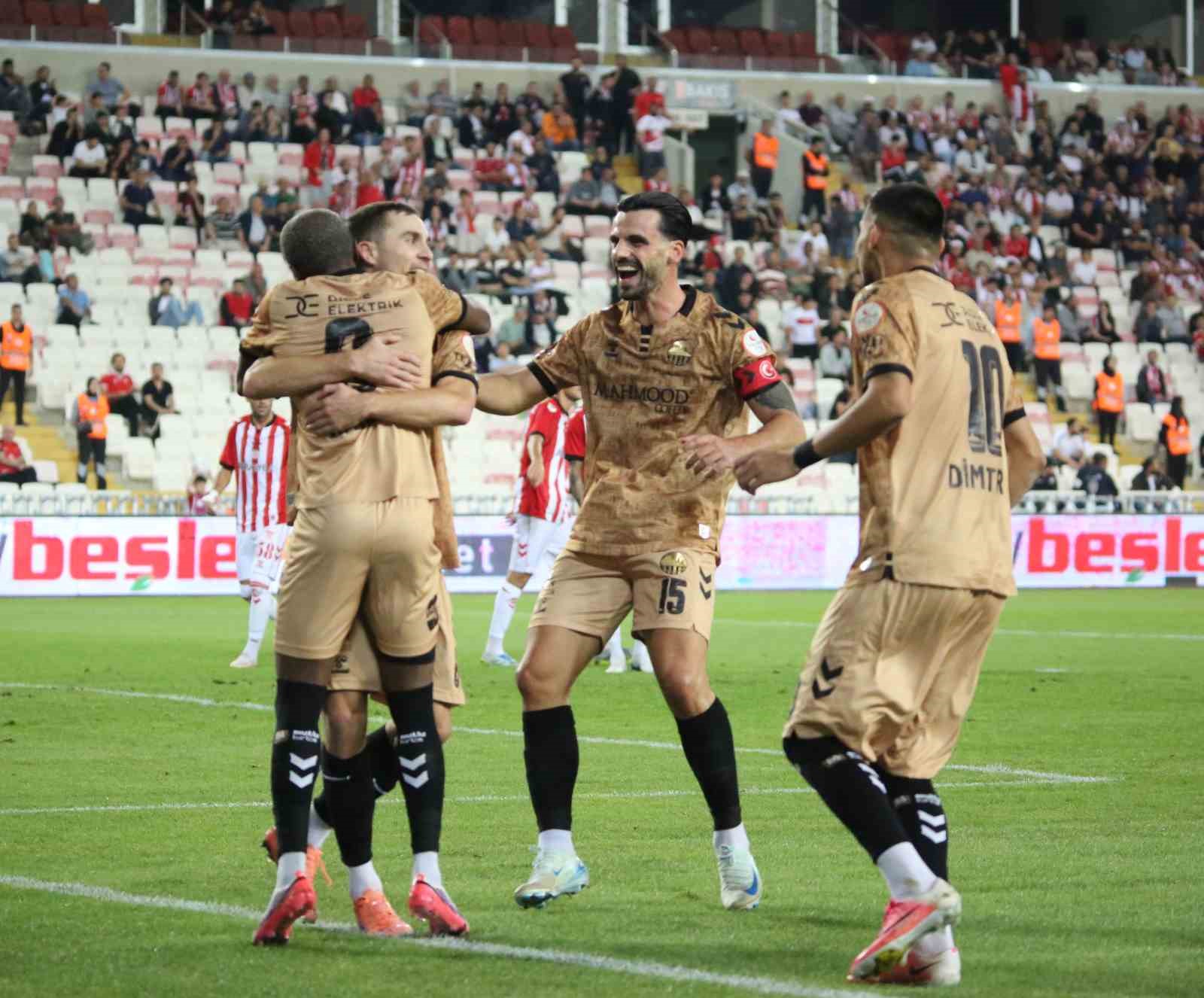Trendyol 1. Lig: Sivasspor: 2 - Mardin 1969 Spor: 2