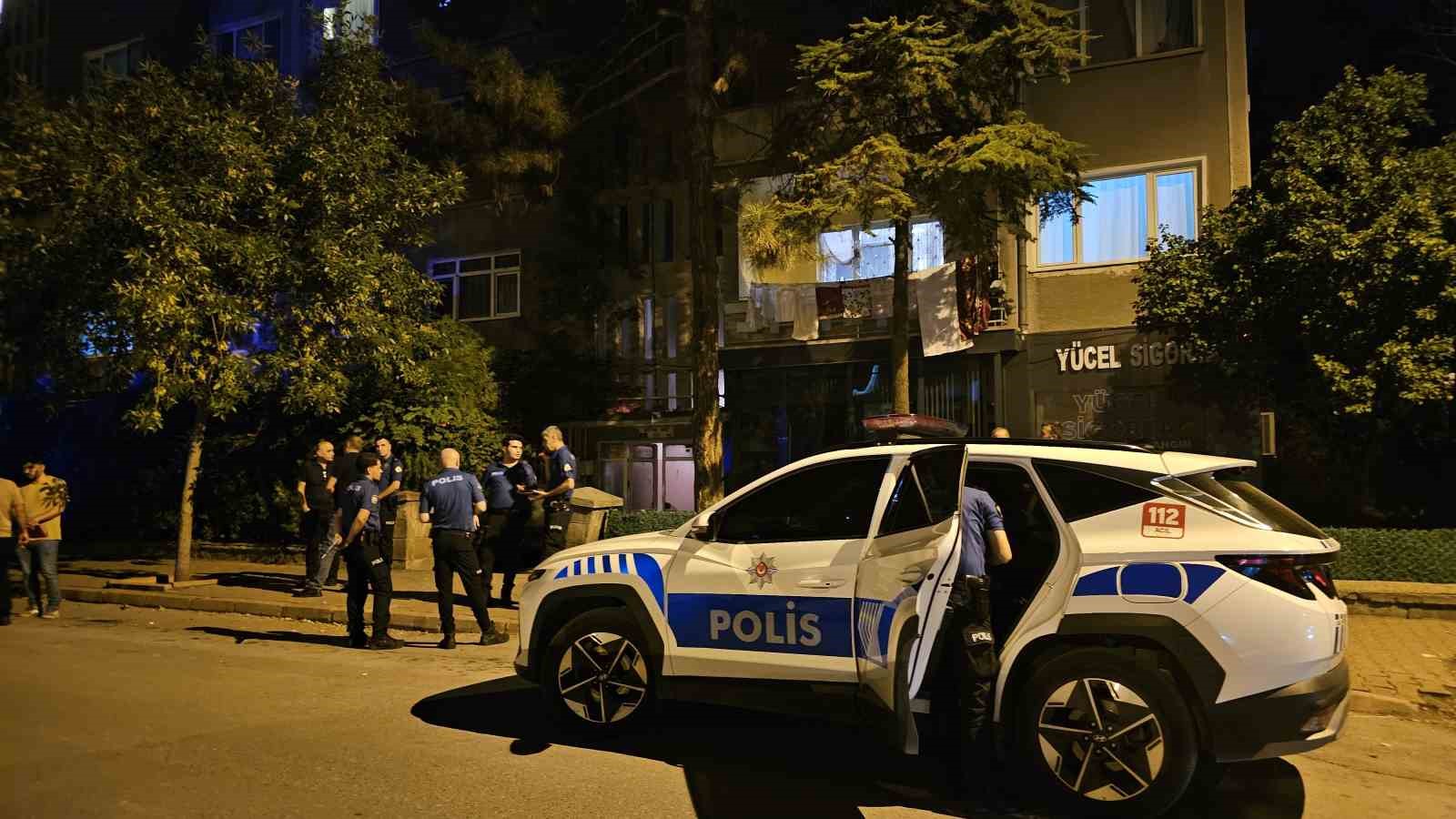 Tartıştığı üvey babasını bıçaklayarak ağır yaraladı