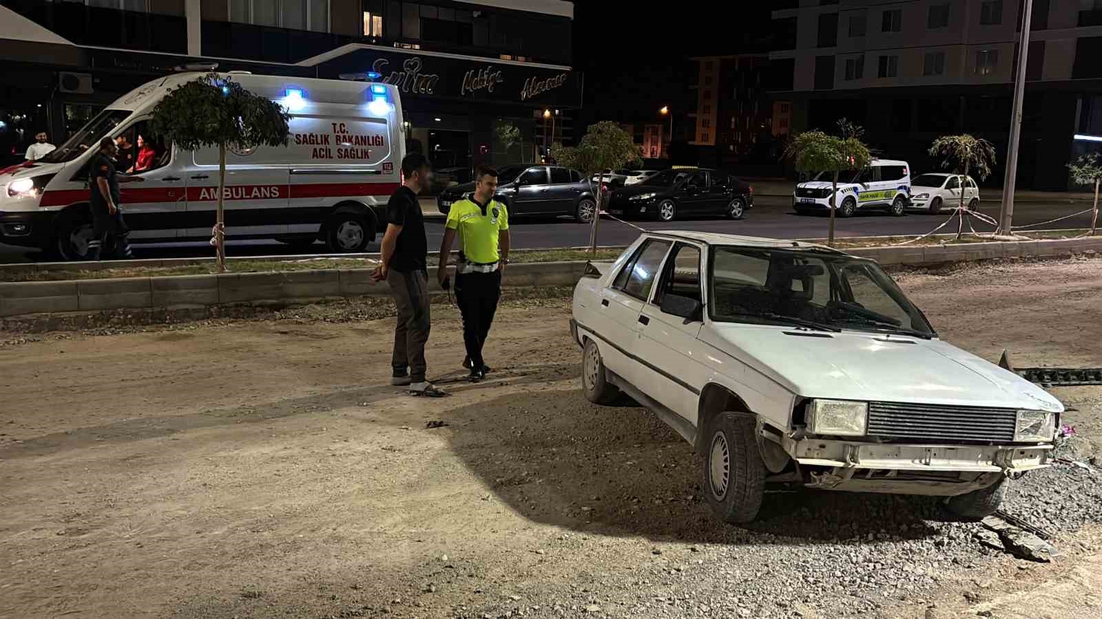 Takla atan otomobilden burnu bile kanamadan çıktı