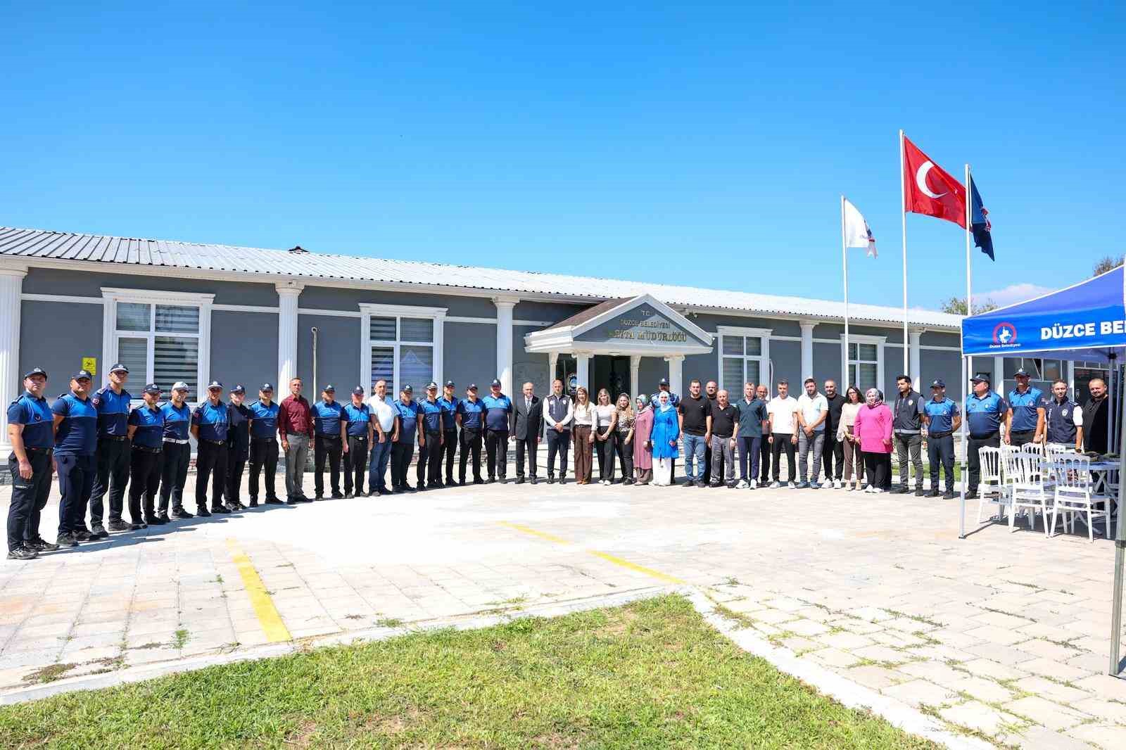 Başkan Özlü’den zabıta personeline tespih