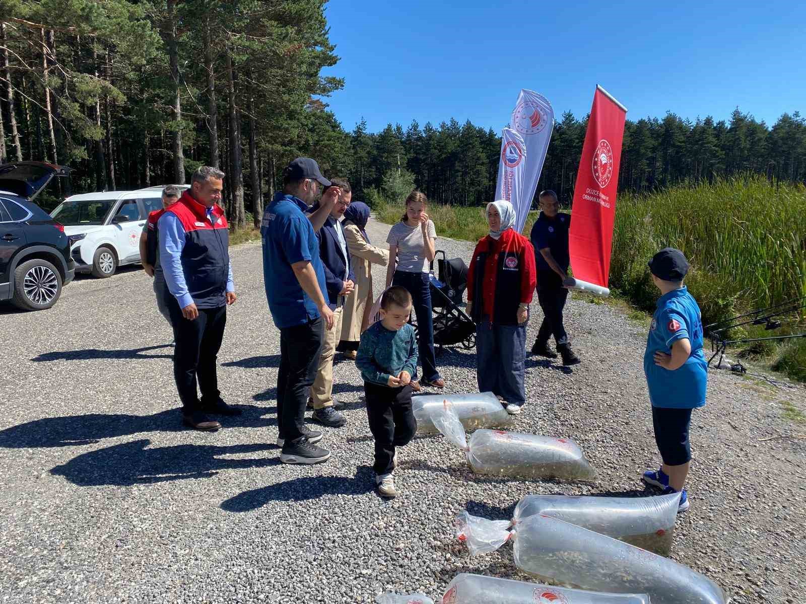Topuk Yaylası Göletine 25 bin sazan yavrusu bırakıldı