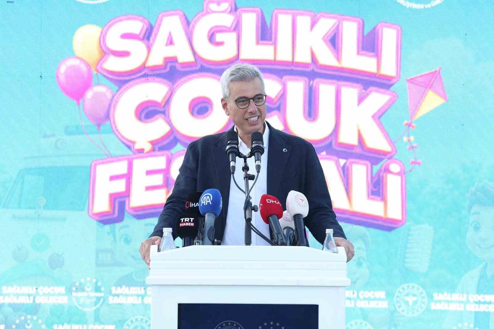 Bakan Memişoğlu: "Bugün yaklaşık 3 kişiden 1’i maalesef sigara içiyor"