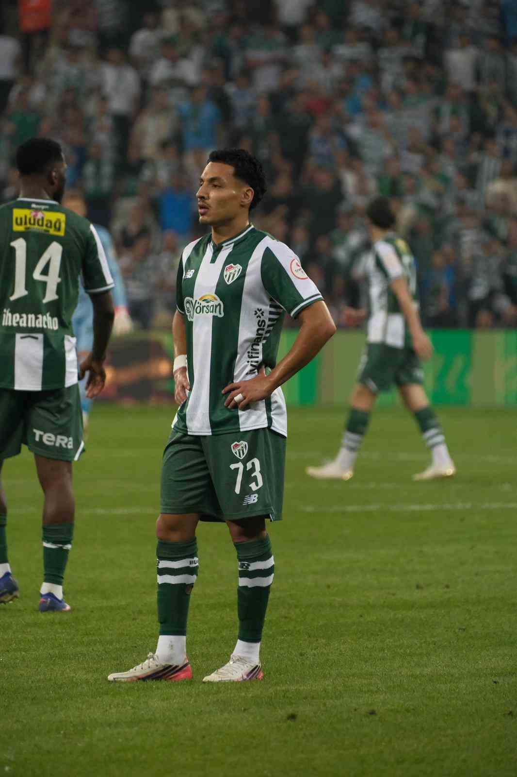 Bursaspor, İstanbulspor’u 4-0 mağlup etti