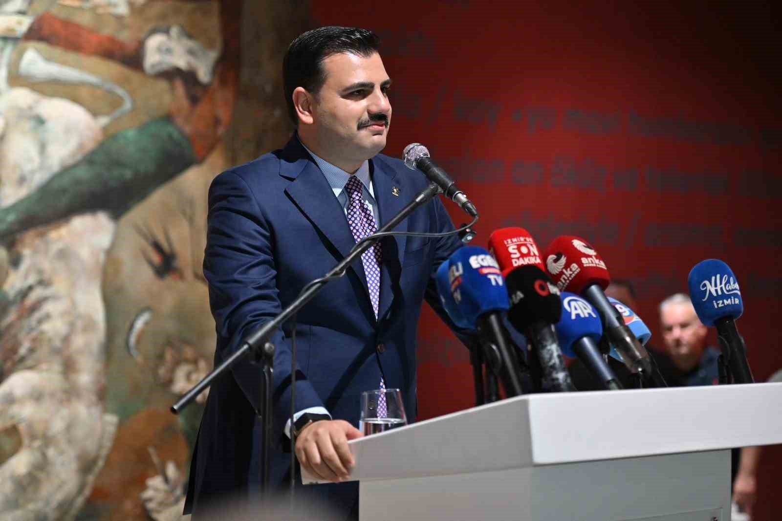 İzmir’de ’Nazım Hikmet-Romantika’ sergisi kapılarını açtı