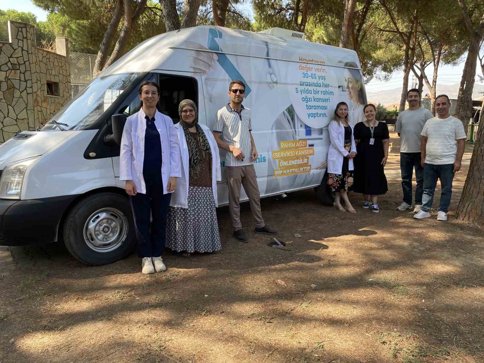 Mevsimlik işçilerin çadırında kanser taraması