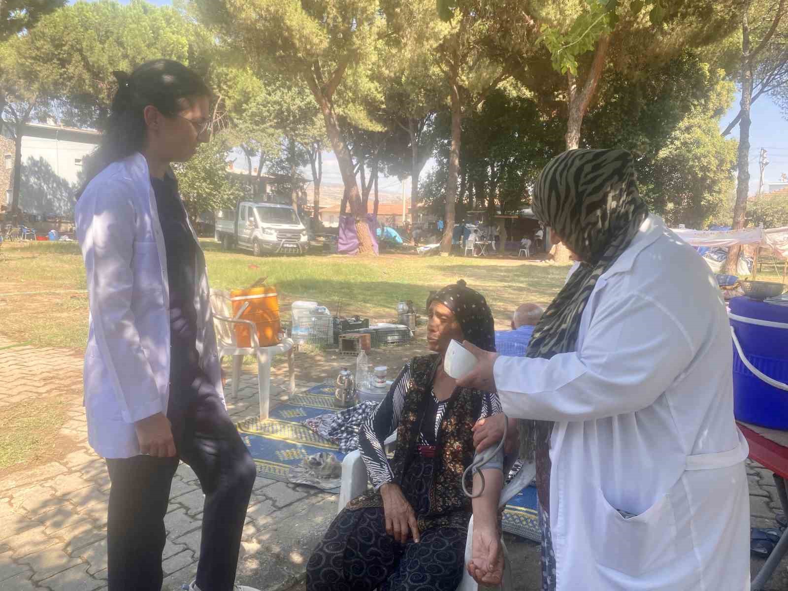 Mevsimlik işçilerin çadırında kanser taraması