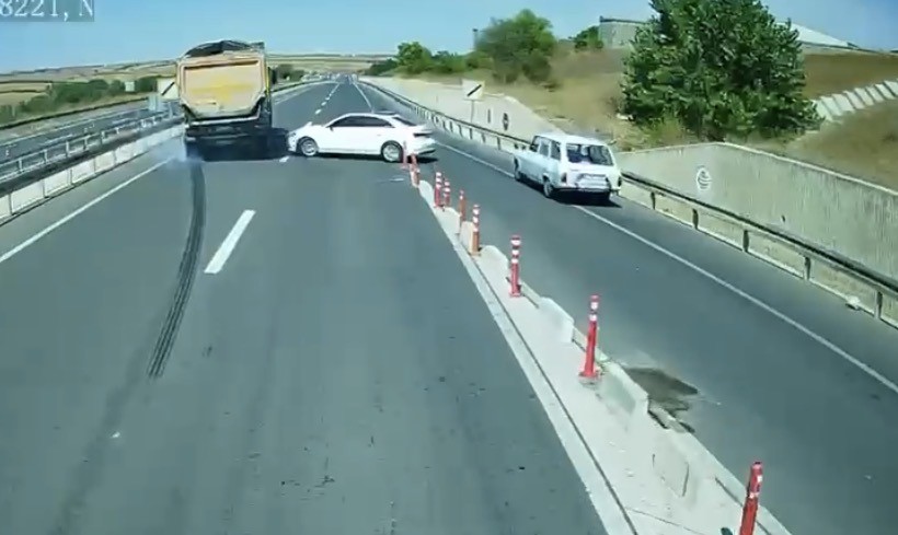 Tekirdağ’da tır şoförünün dikkati faciayı önledi: O anlar kamerada