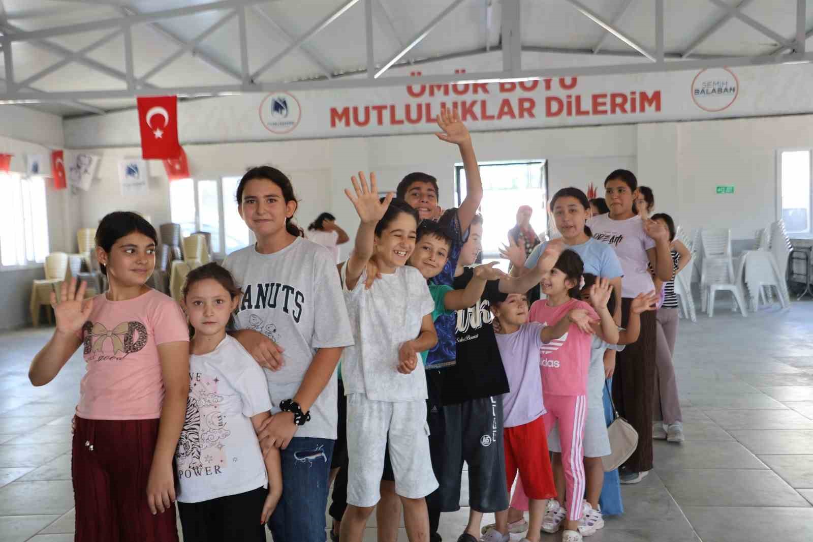 Yunusemreli çocuklar uzayın gizemini keşfetti