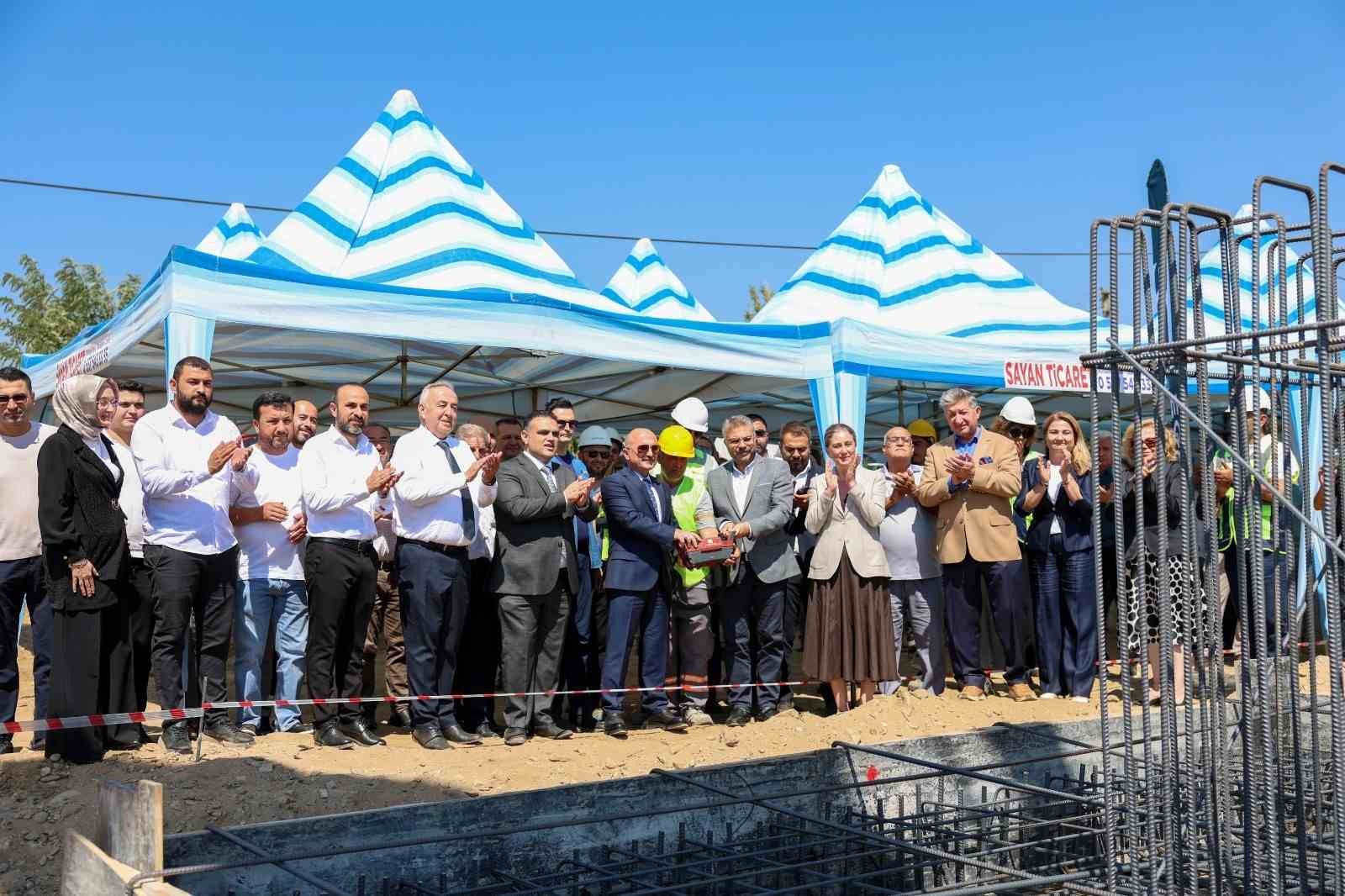 Nuri Arslan: "İncire katma değer oluşturacak tek çözüm ihracattır"