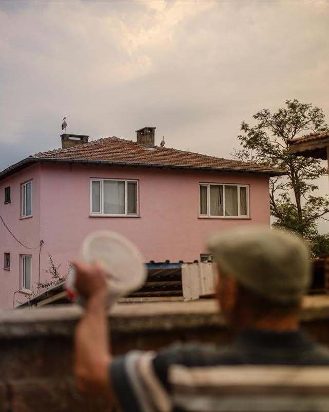 Yaren leyleğin vedası yürek burktu