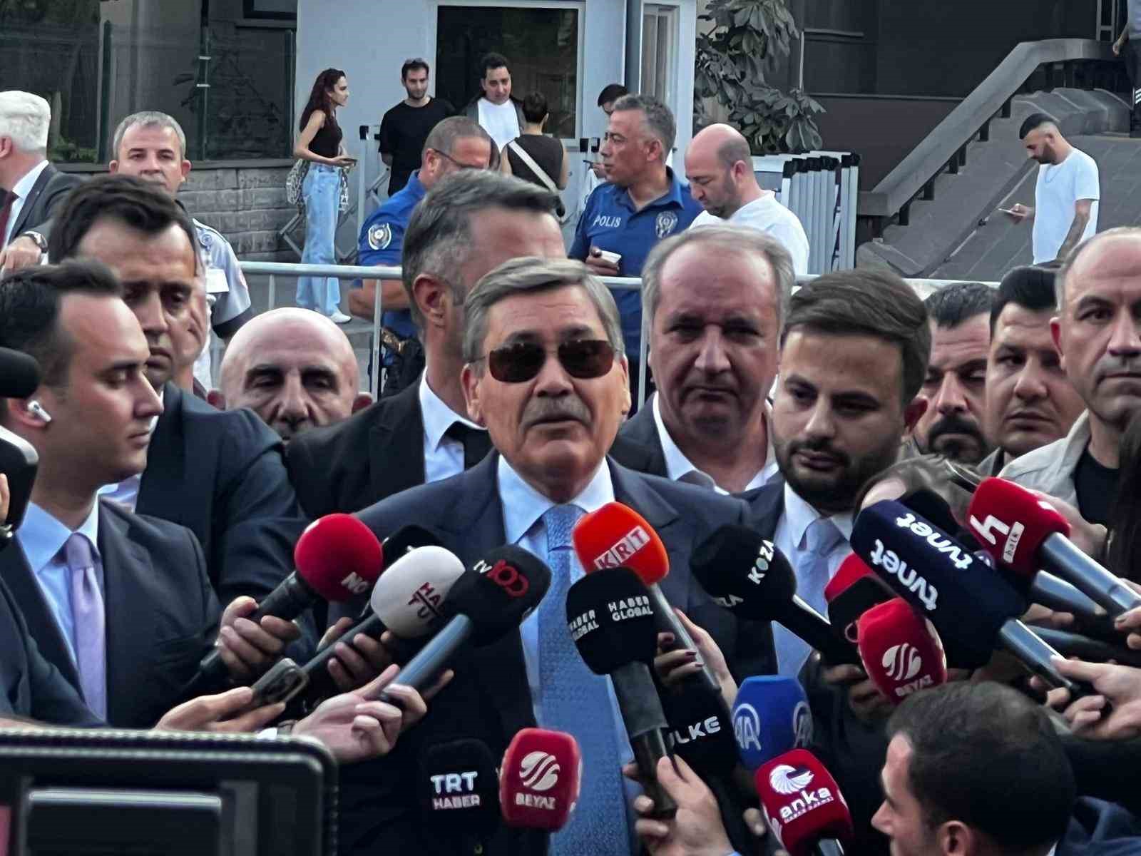 Melih Gökçek: "Adaletten Allah’ın izniyle şahsım adına herhangi bir endişem yok"