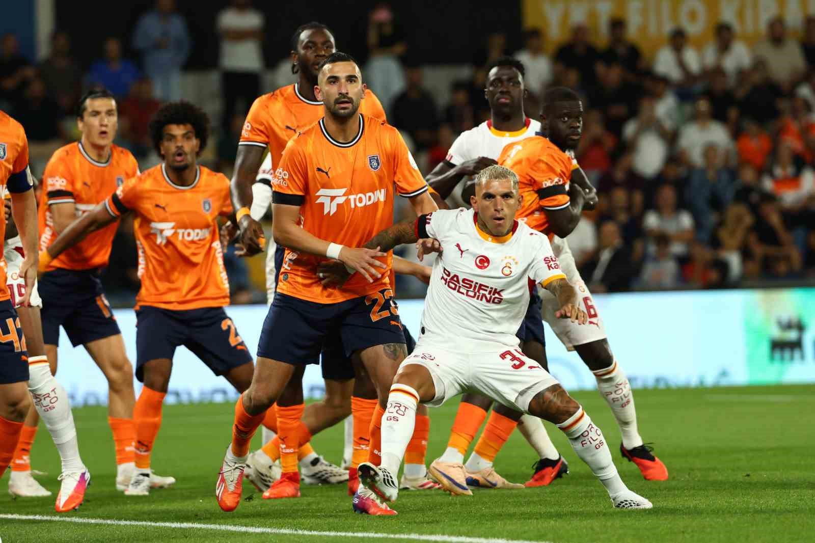 Trendyol Süper Lig: Başakşehir: 0 - Galatasaray: 0 (Maç devam ediyor)
