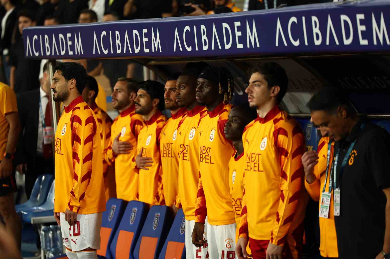 Galatasaray’da 3 değişiklik