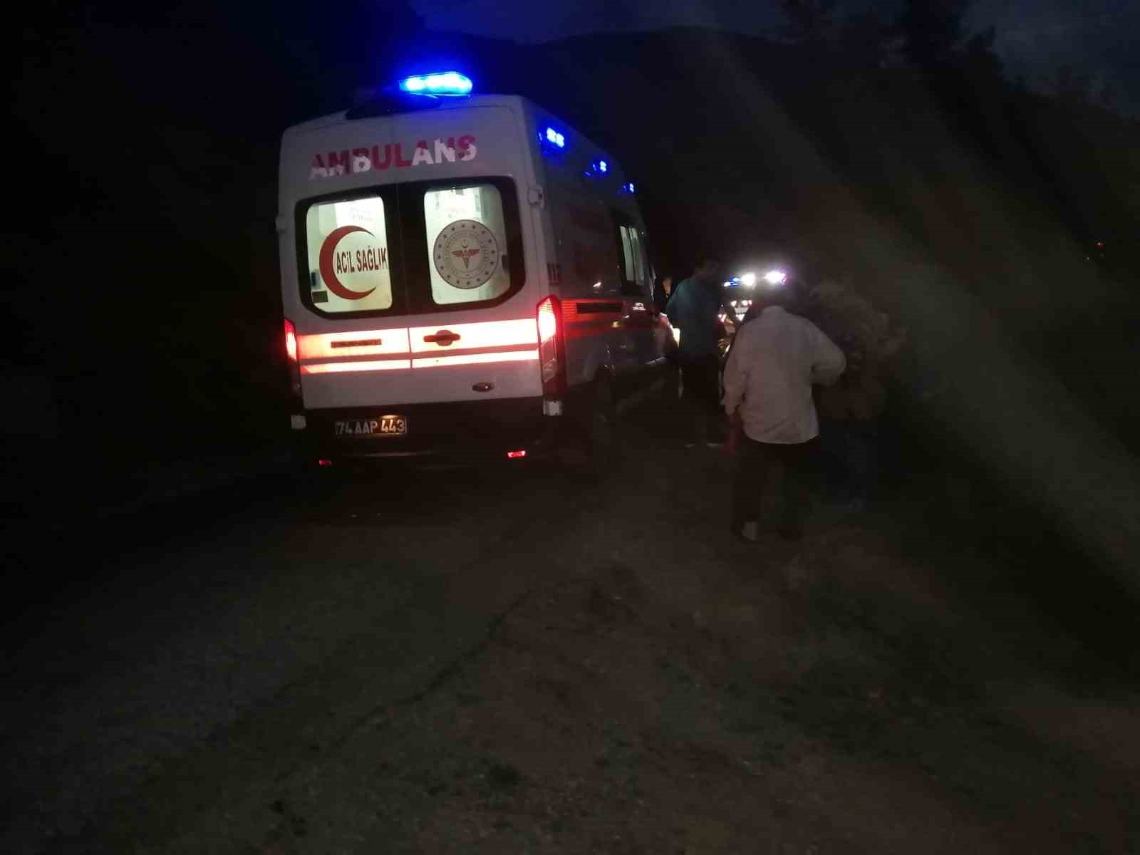 Bartın’da patpat devrildi: 8 yaralı
