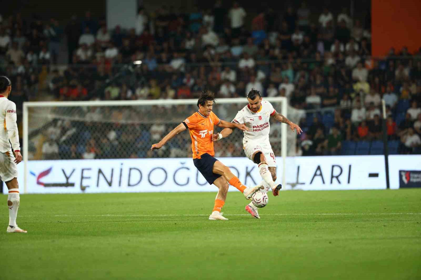 Trendyol Süper Lig: Başakşehir: 2 - Galatasaray: 3 (Maç sonucu)