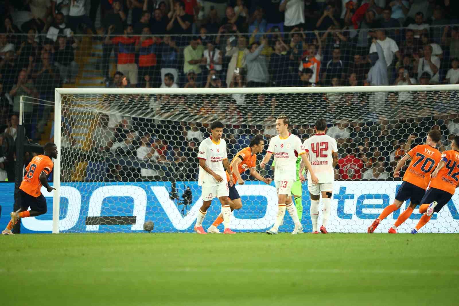 Trendyol Süper Lig: Başakşehir: 2 - Galatasaray: 3 (Maç sonucu)