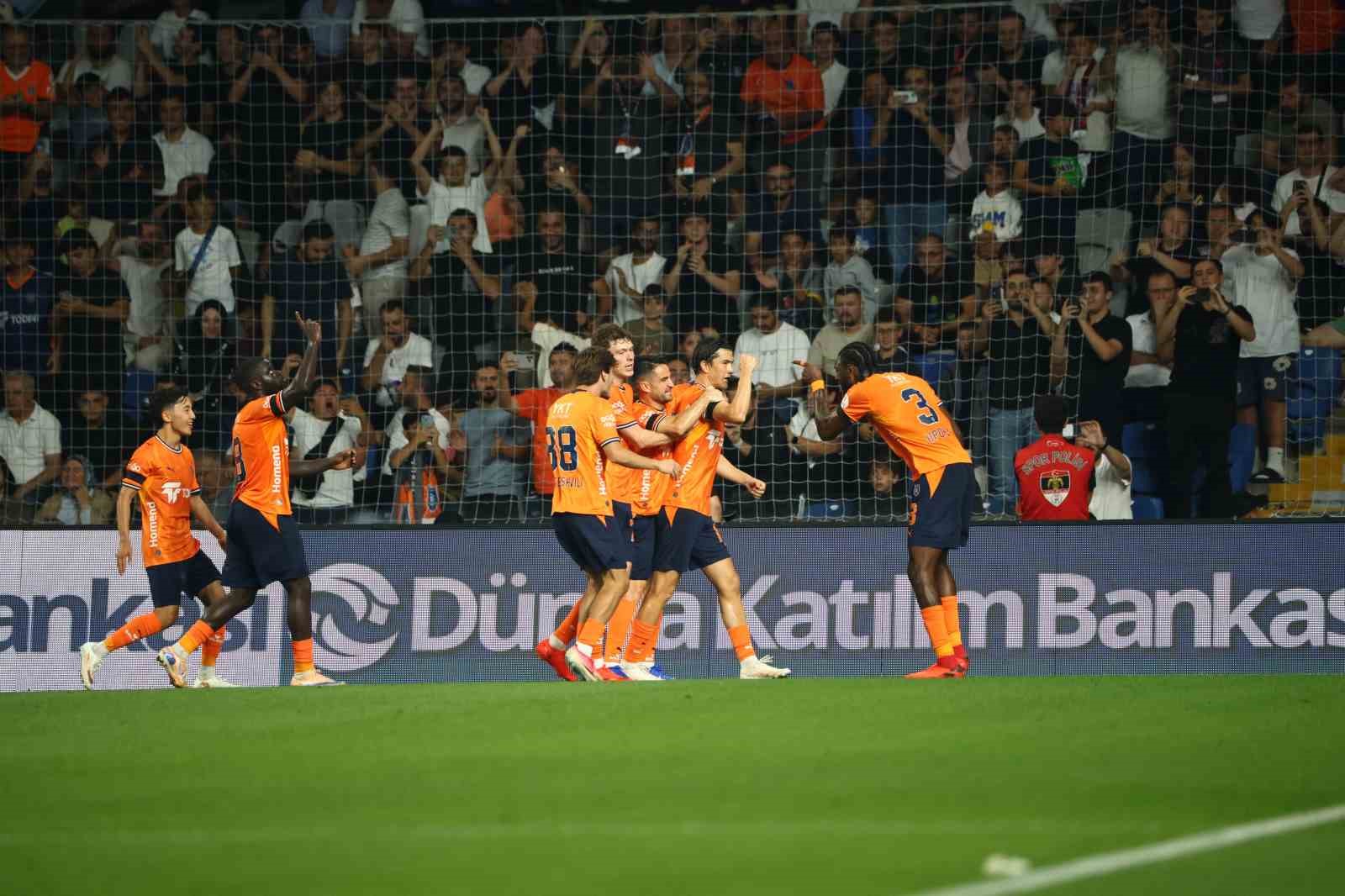 Trendyol Süper Lig: Başakşehir: 2 - Galatasaray: 3 (Maç sonucu)