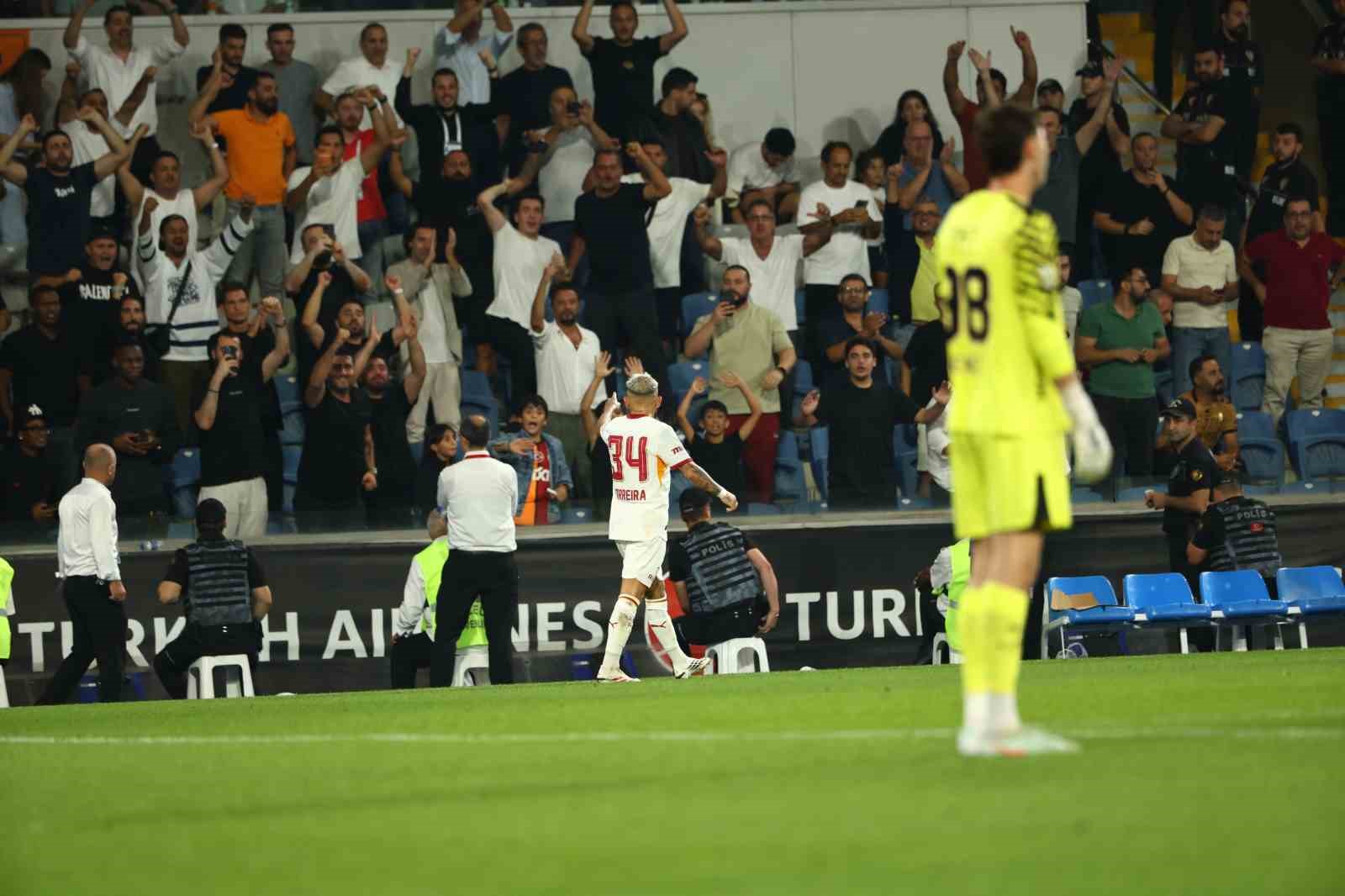 Trendyol Süper Lig: Başakşehir: 2 - Galatasaray: 3 (Maç sonucu)