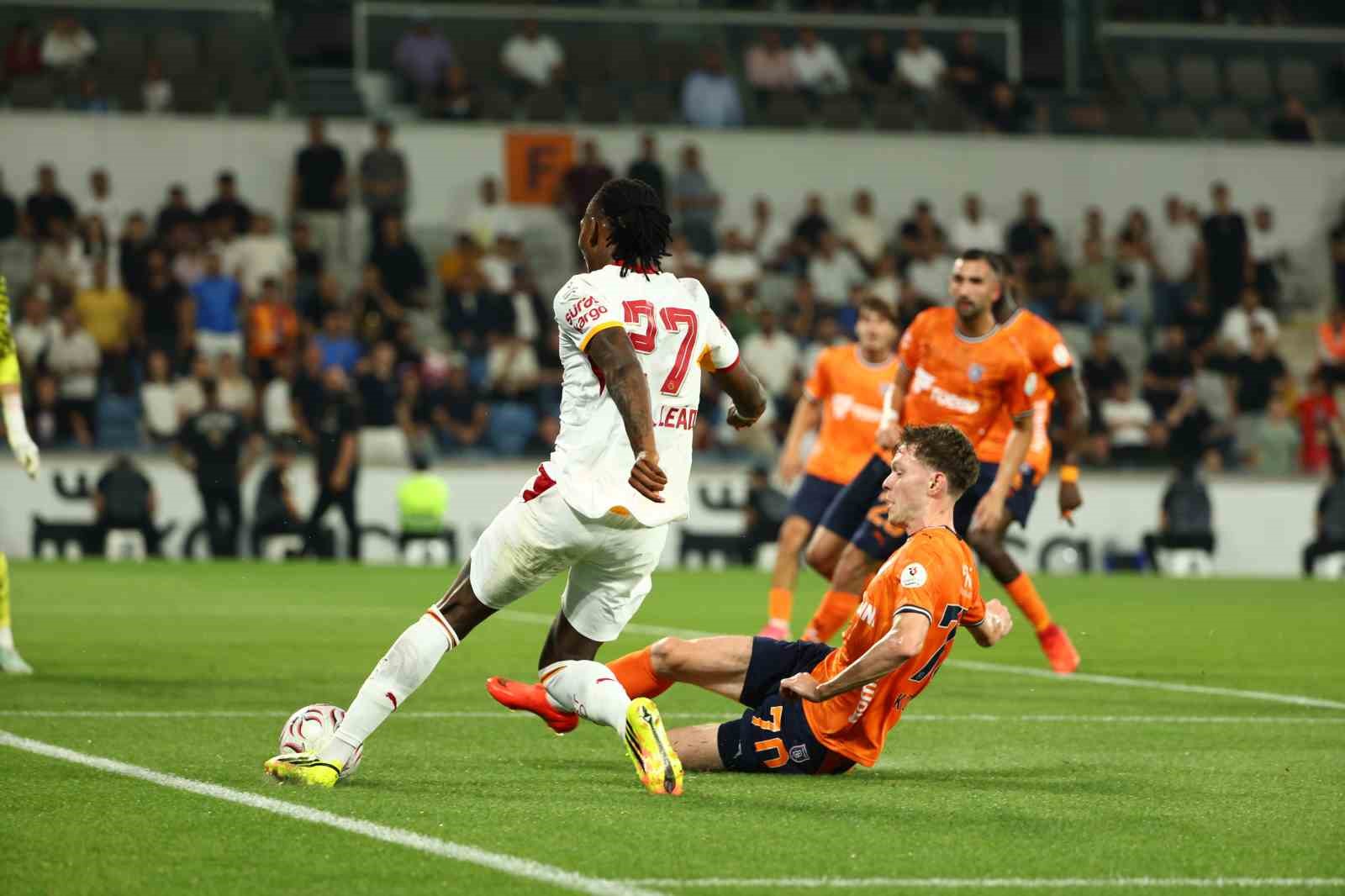 Trendyol Süper Lig: Başakşehir: 2 - Galatasaray: 3 (Maç sonucu)