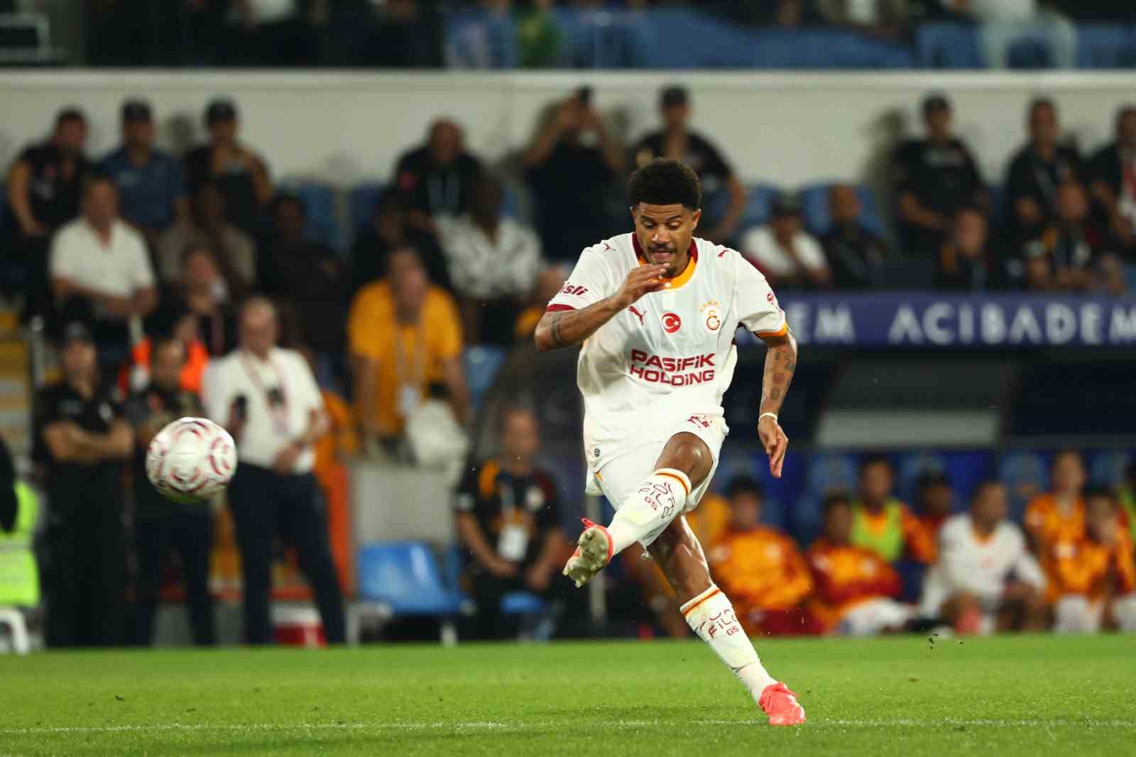 Trendyol Süper Lig: Başakşehir: 2 - Galatasaray: 3 (Maç sonucu)