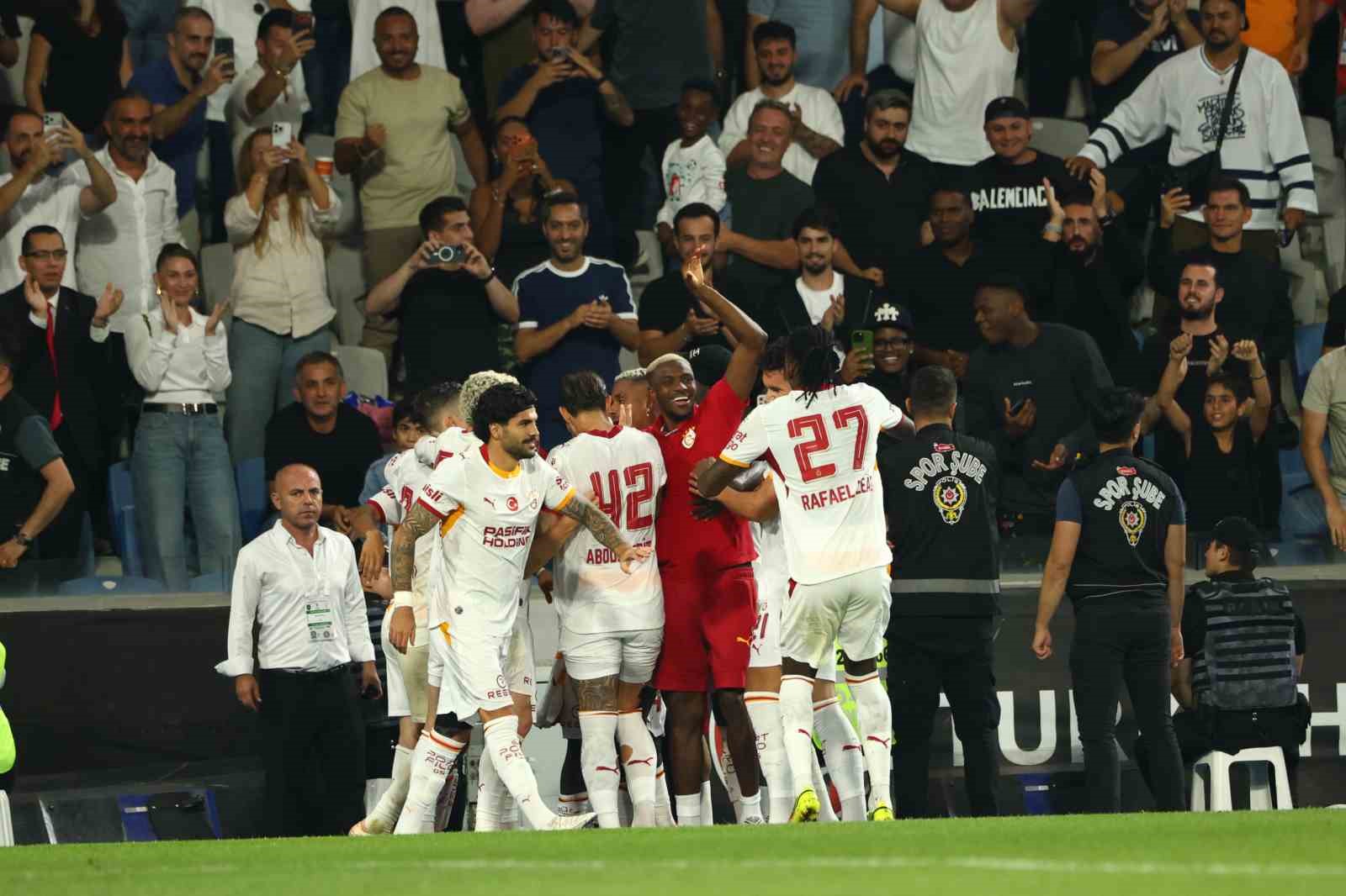Trendyol Süper Lig: Başakşehir: 2 - Galatasaray: 3 (Maç sonucu)