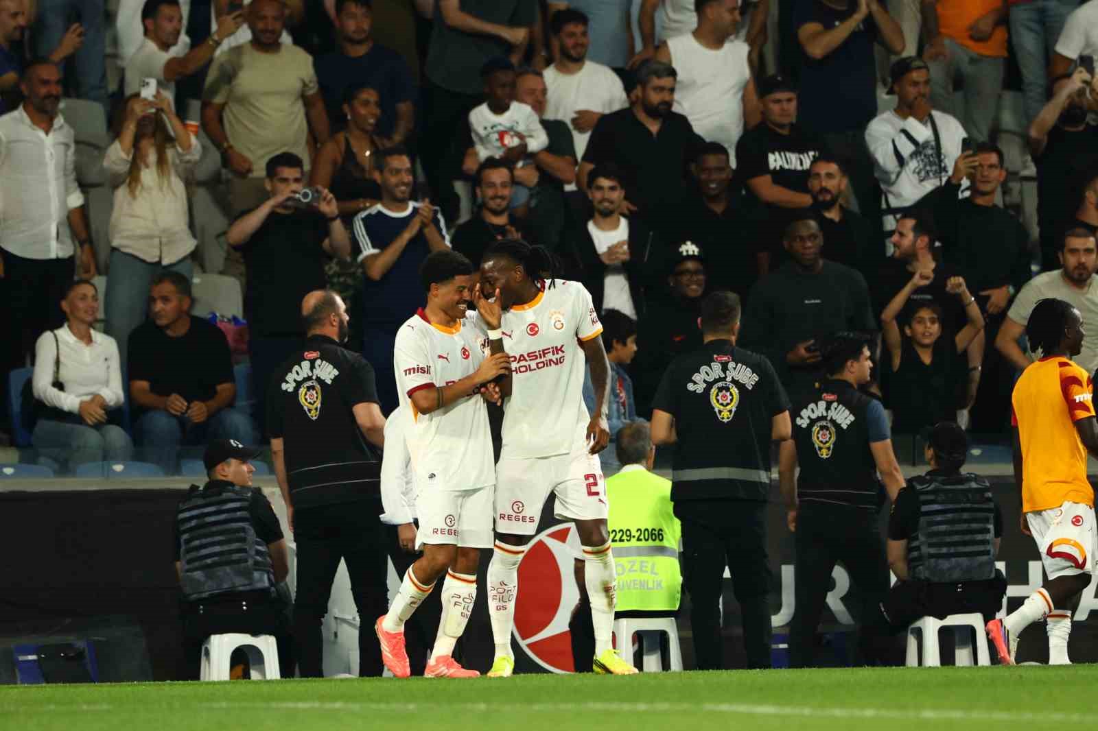 Trendyol Süper Lig: Başakşehir: 2 - Galatasaray: 3 (Maç sonucu)
