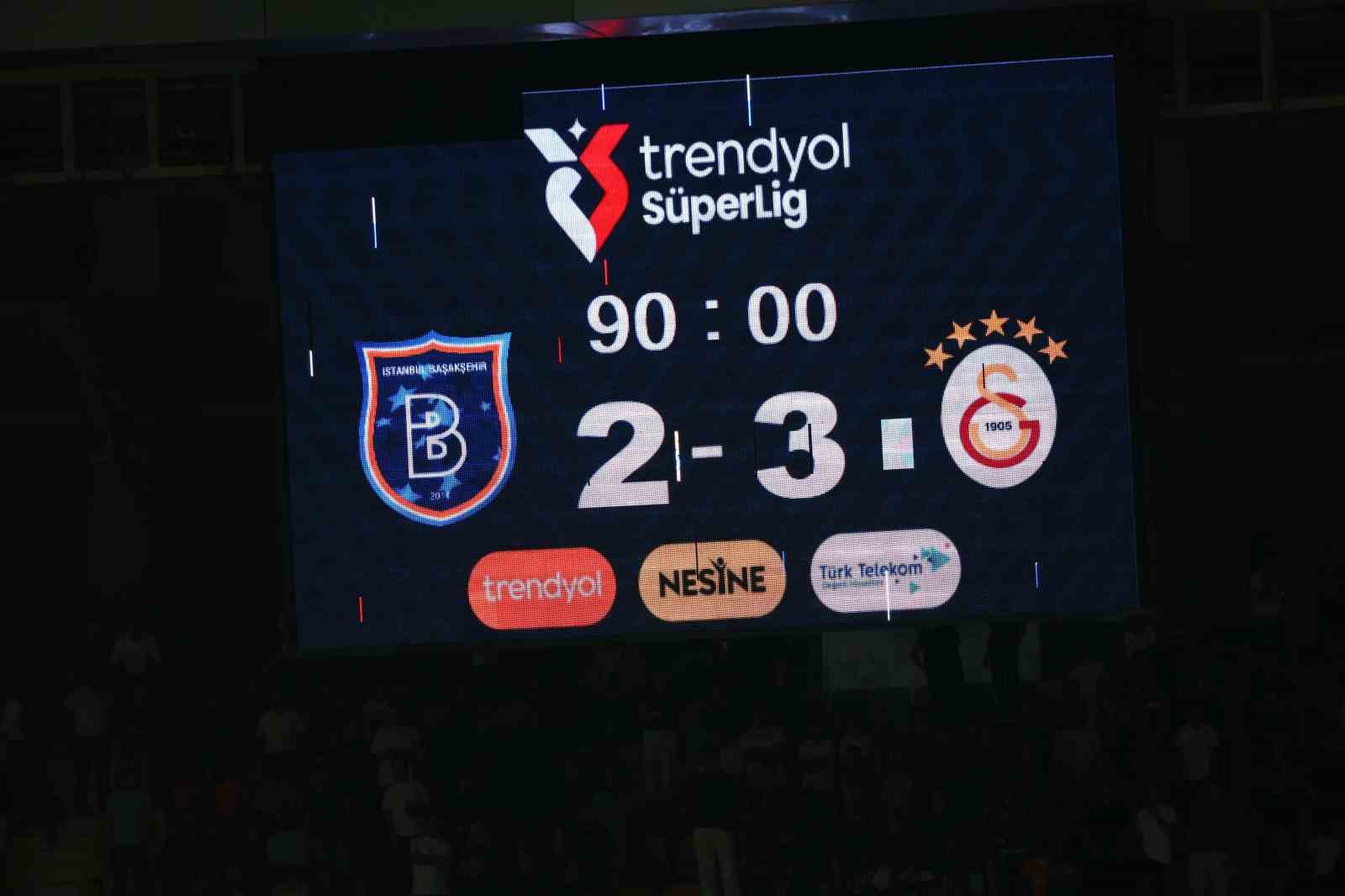 Trendyol Süper Lig: Başakşehir: 2 - Galatasaray: 3 (Maç sonucu)