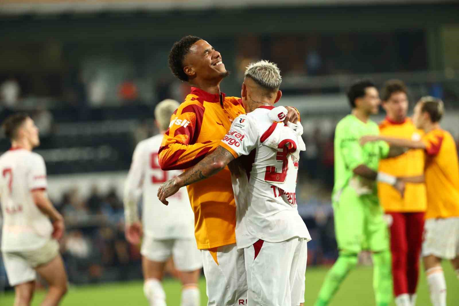 Trendyol Süper Lig: Başakşehir: 2 - Galatasaray: 3 (Maç sonucu)
