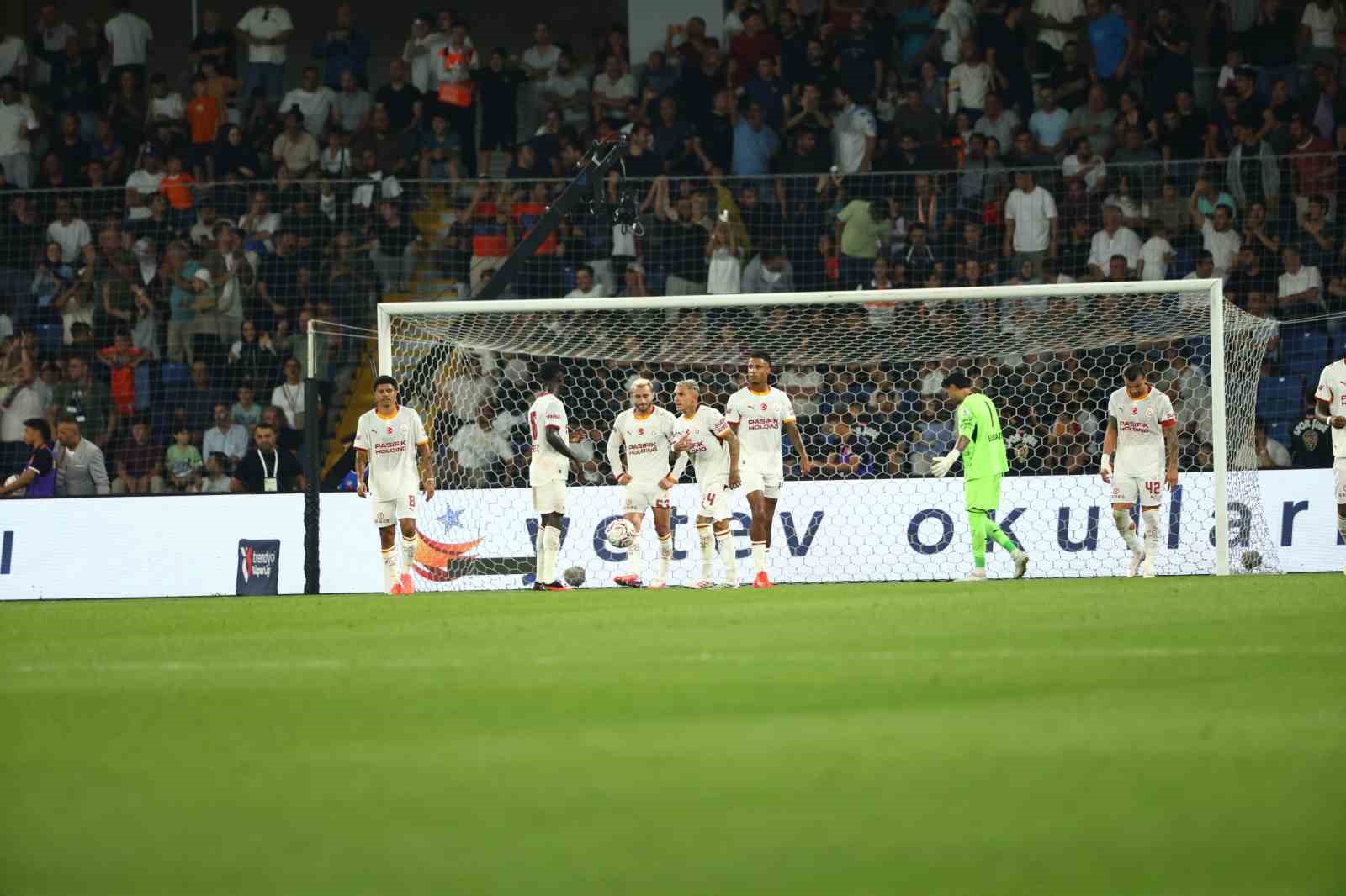 Trendyol Süper Lig: Başakşehir: 2 - Galatasaray: 3 (Maç sonucu)