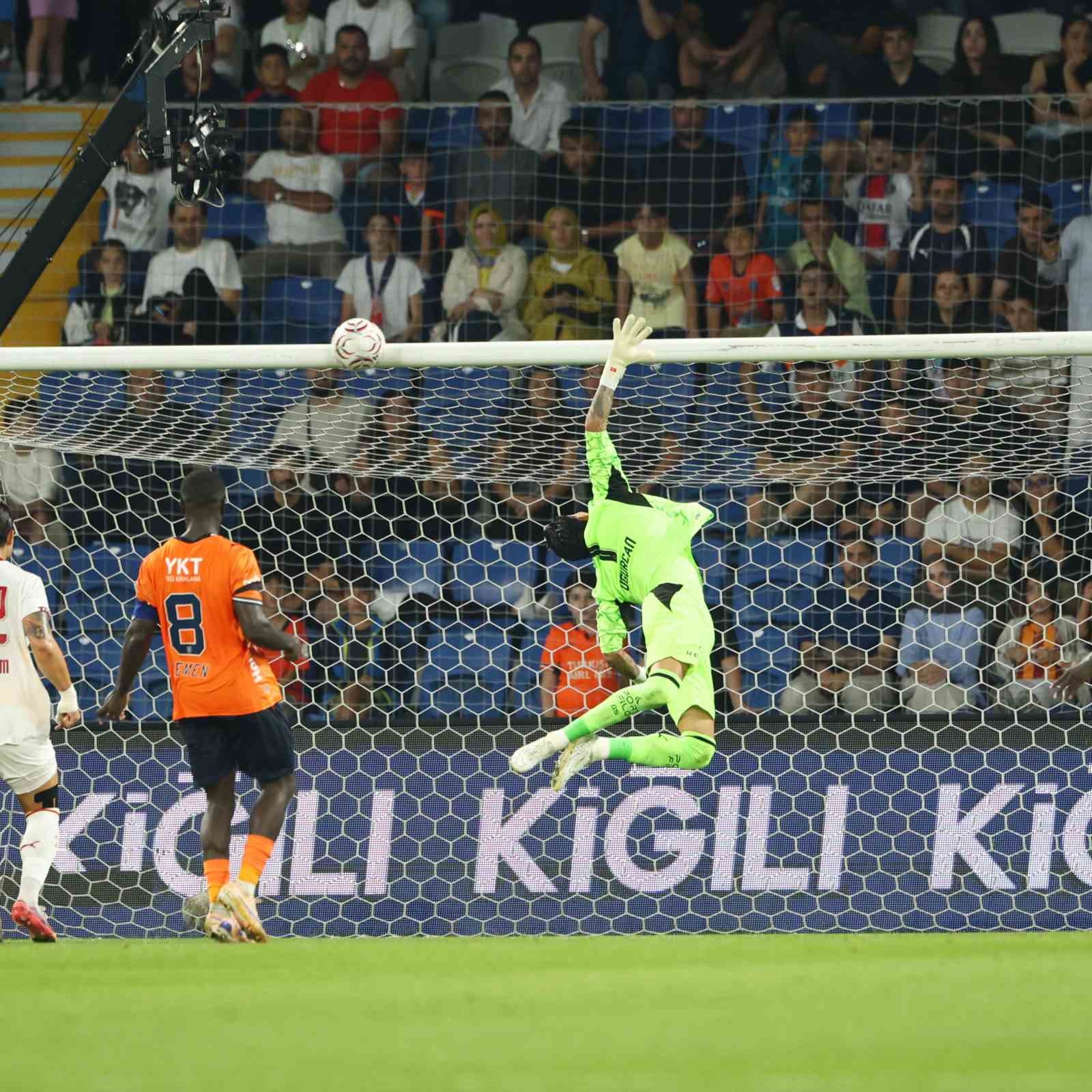 Trendyol Süper Lig: Başakşehir: 2 - Galatasaray: 3 (Maç sonucu)