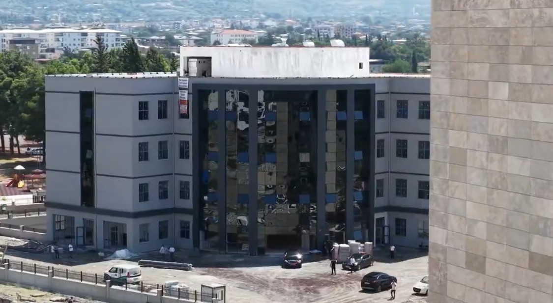 Vali Masatlı, Dörtyol’daki sağlık yatırımlarını inceledi