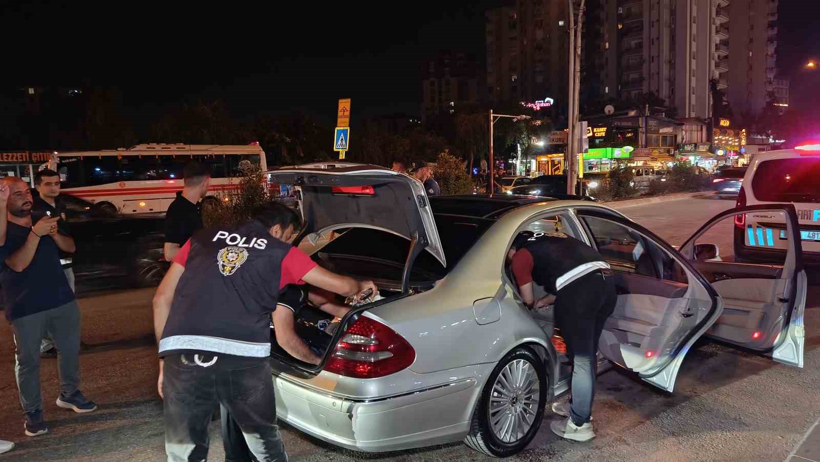 Adana’da ‘Huzur ve Güven’ uygulaması: 1 milyon 94 bin TL ceza, 38 yakalama