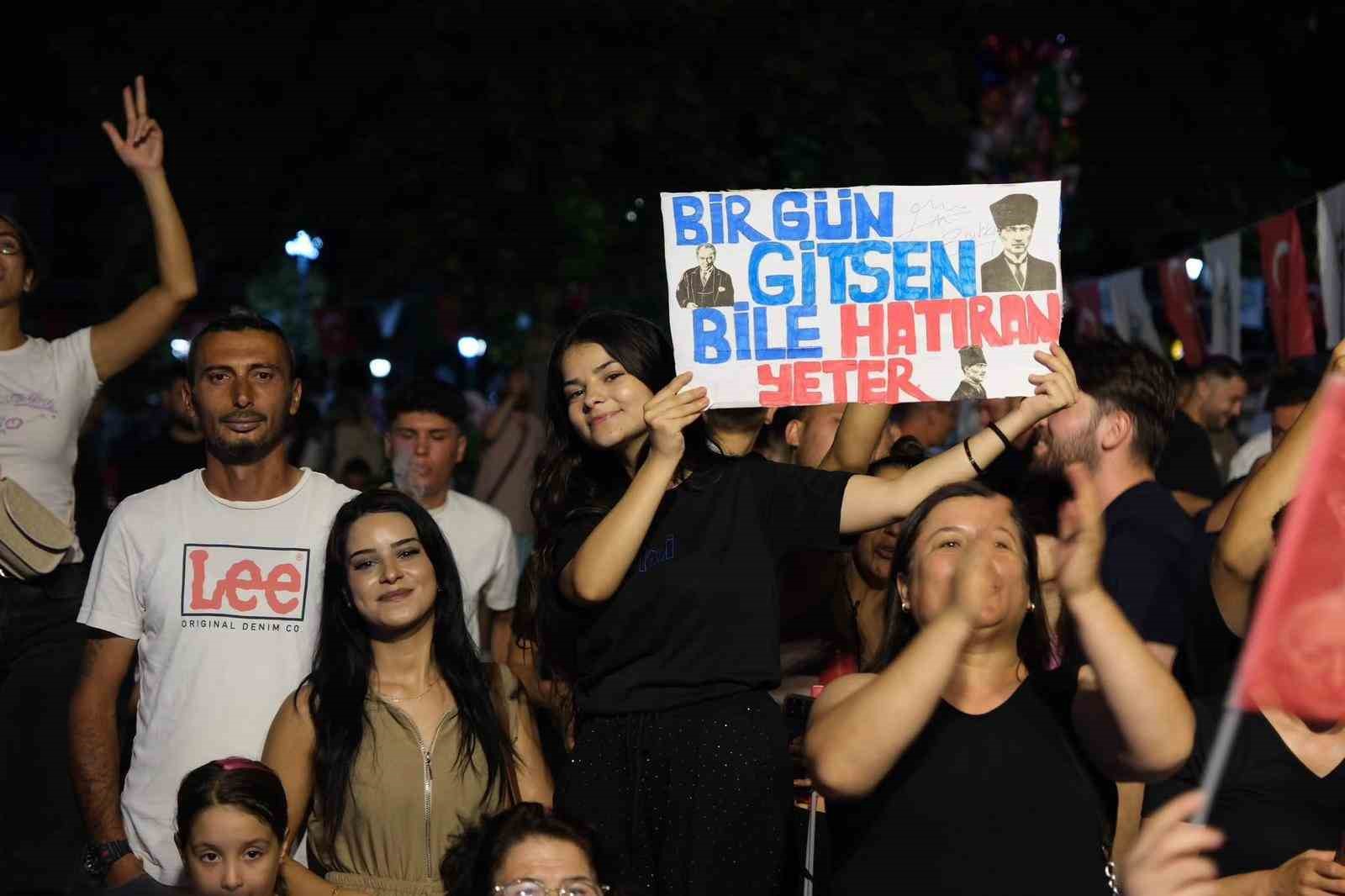 Sarıgöl’de Zakkum rüzgarı esti