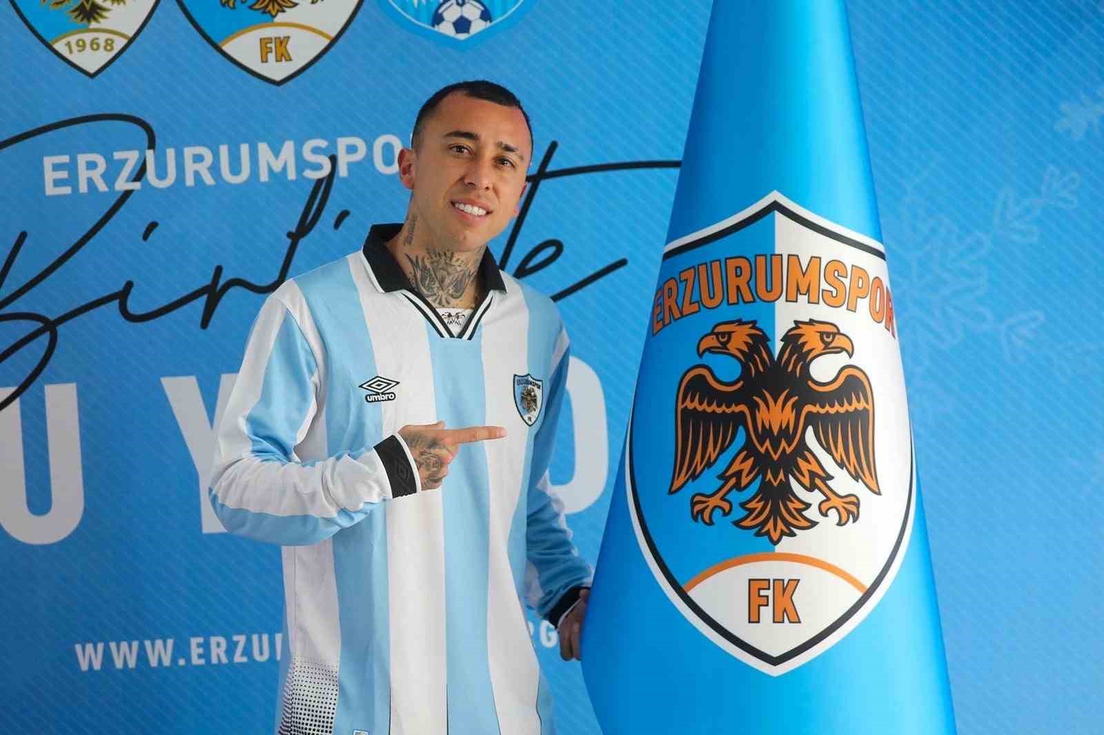 Erzurumspor FK’da transfer dönemi hareketli geçti